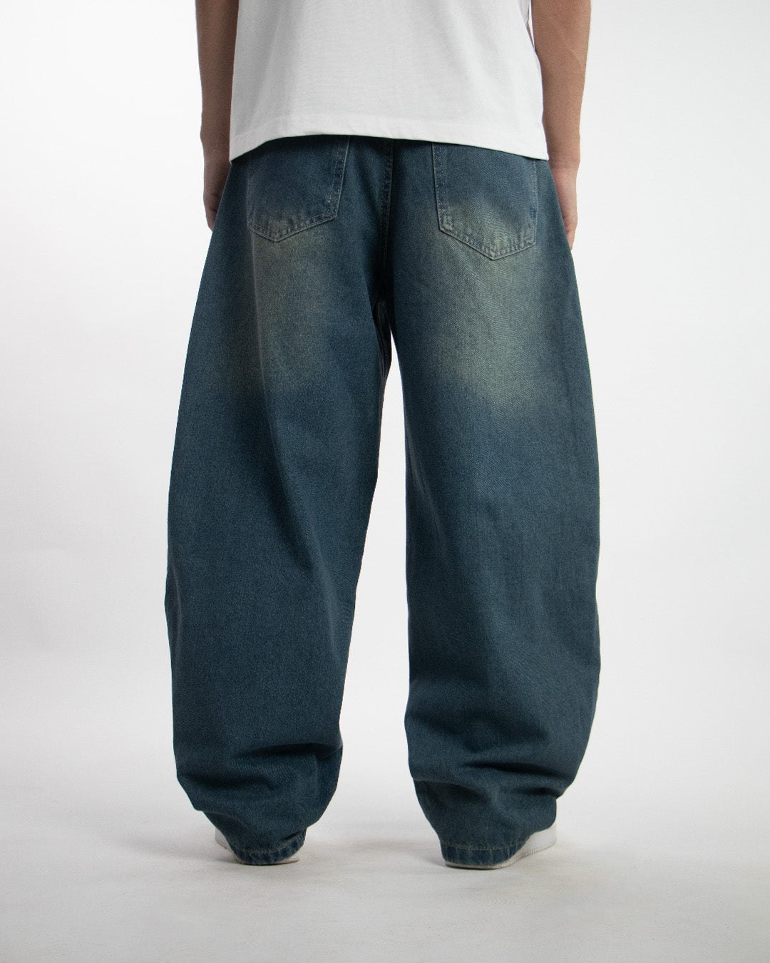 Essential Wide Denim - Tinted Blue