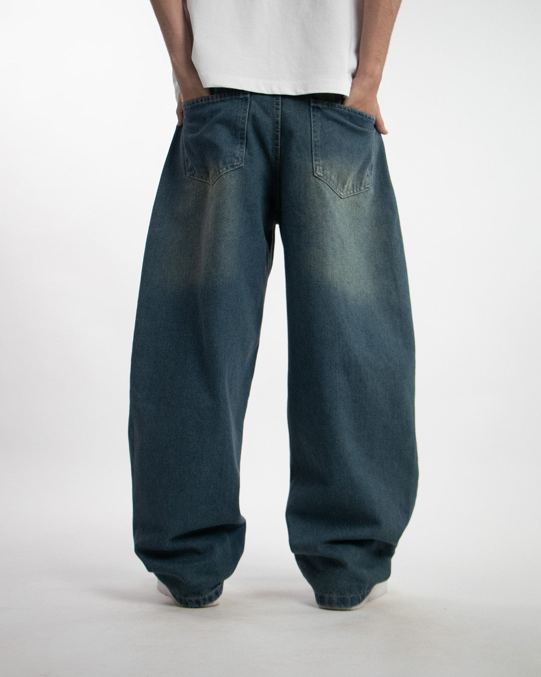 Essential Wide Denim - Tinted Blue