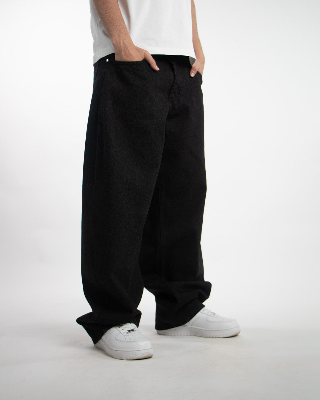 Essential Wide Denim - Black