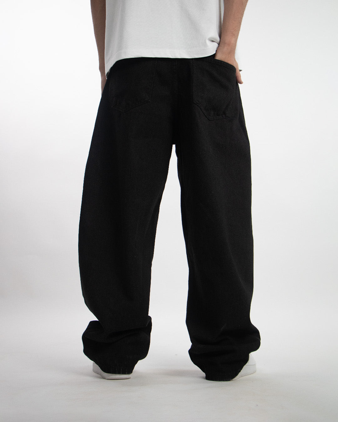 Essential Wide Denim - Black