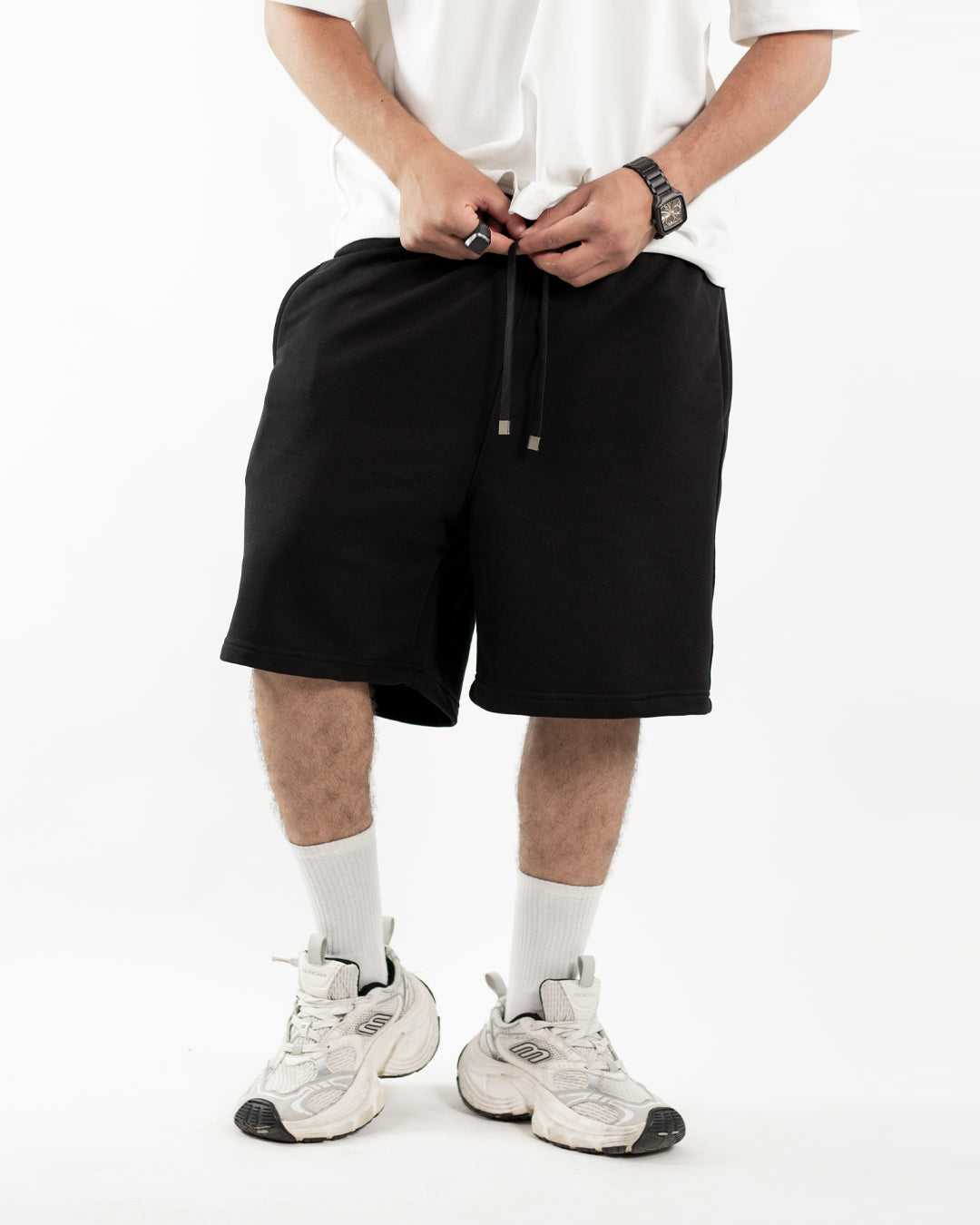 Essential Relaxed Shorts - Black
