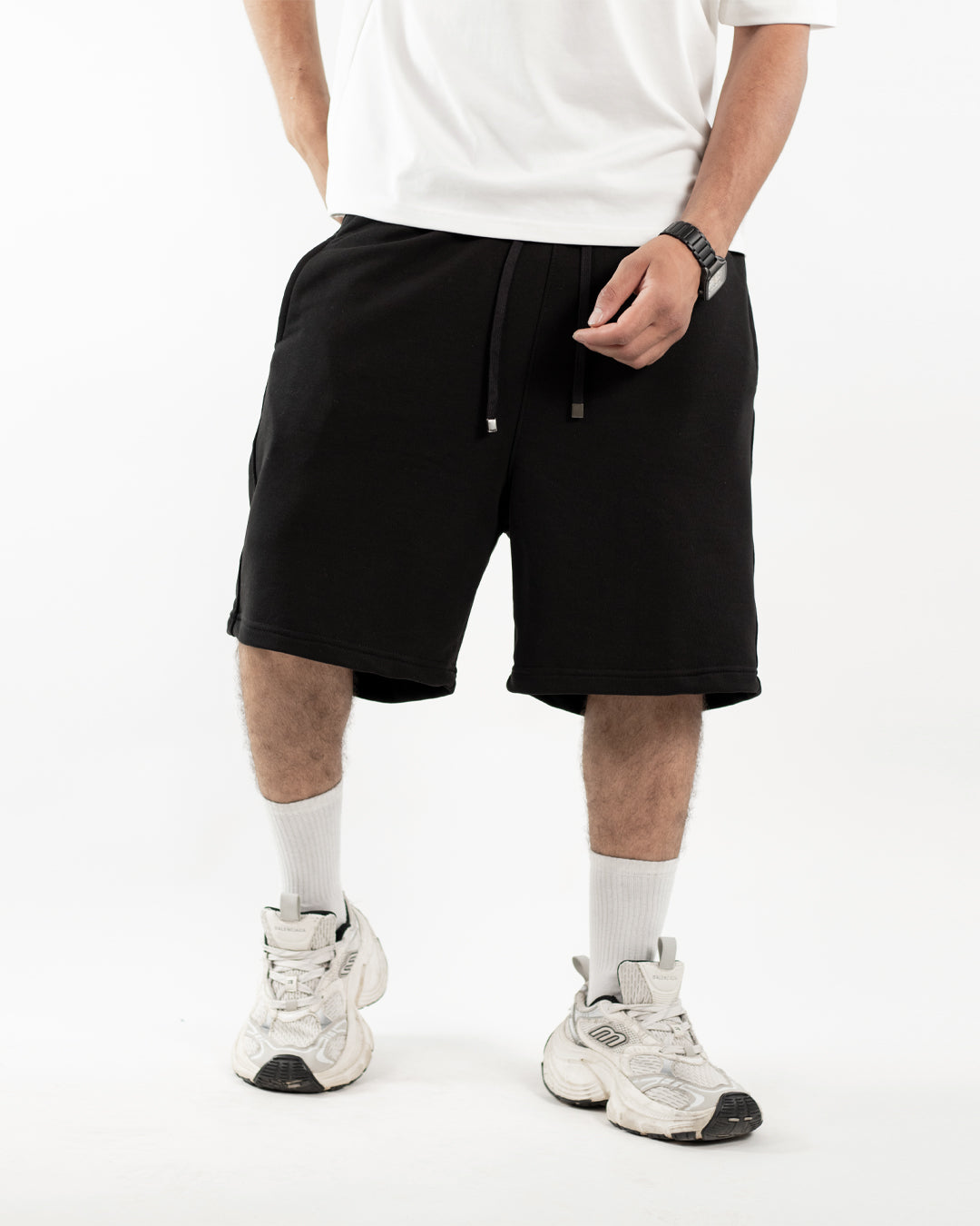 Essential Relaxed Shorts - Black