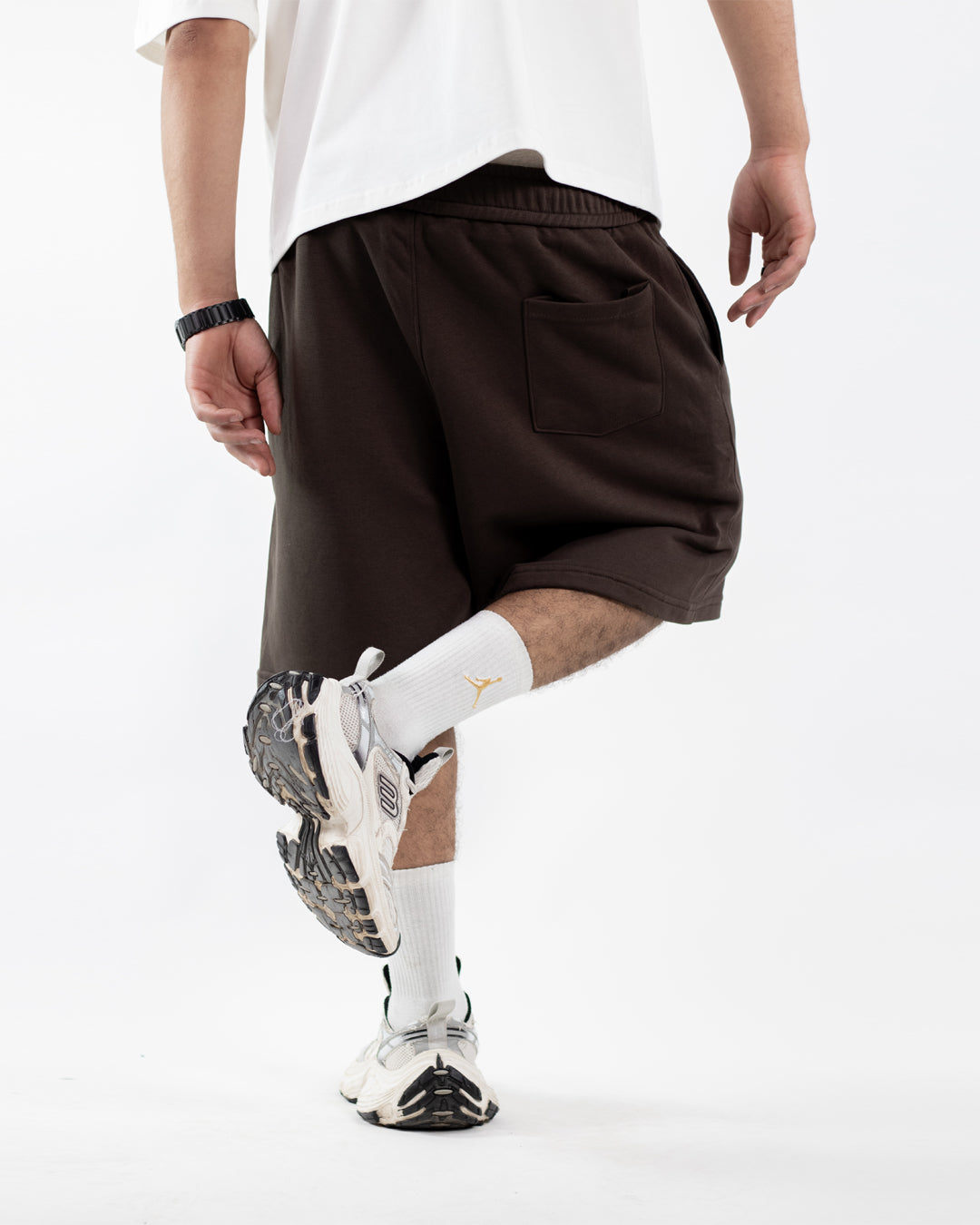 Essential Relaxed Shorts - Brown