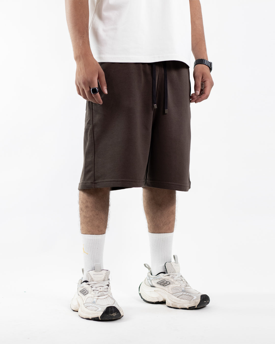 Essential Relaxed Shorts - Brown